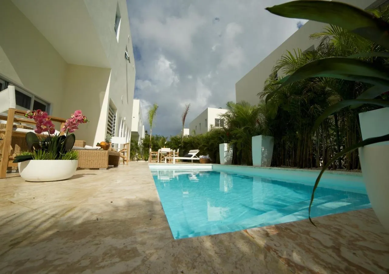 Stylish Luxury San Juan Lakes Villa In Gated Community In Downtown Punta Cana With Private Pool
