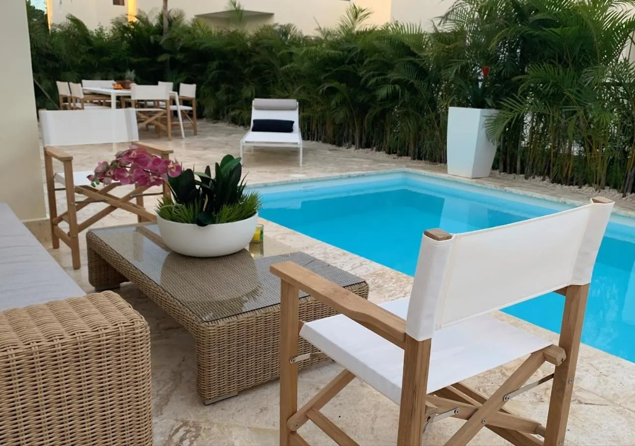 Stylish Luxury San Juan Lakes Villa In Gated Community In Downtown Punta Cana With Private Pool